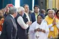 Amma mit Narendra Modi und dem Generalsekretär der Vereinten Nationen, António Guterres
